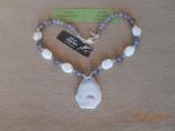 Collana con ciondolo in Agata bianca con geode
